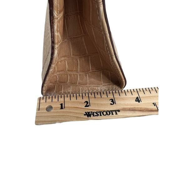 Liz Claiborne Faux Croc Tan Small Top Handle Bag - Picture 6 of 9